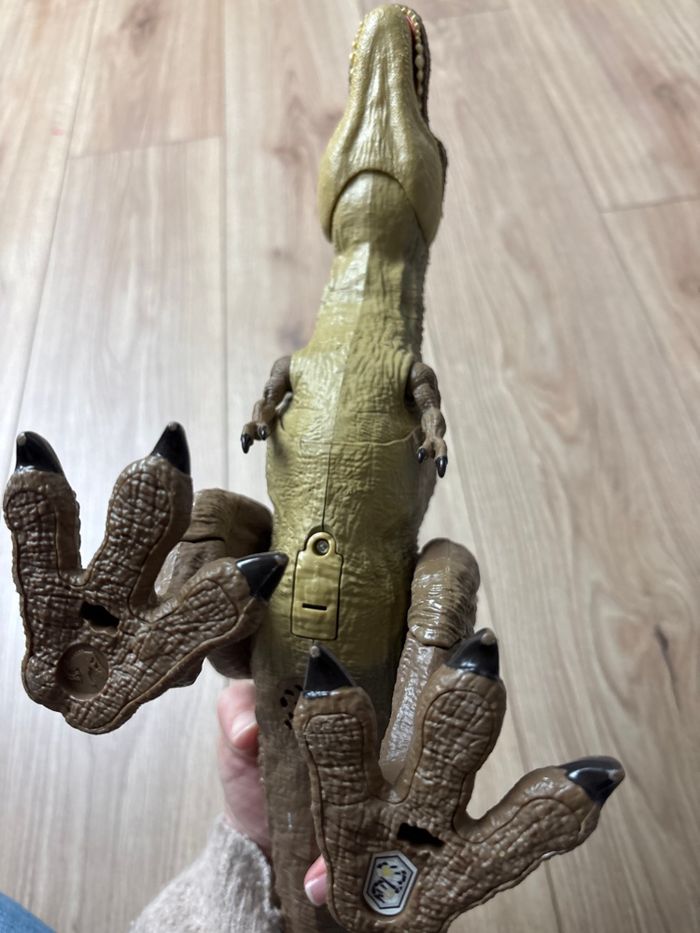 Dinosaure Jurassic World - photo numéro 3