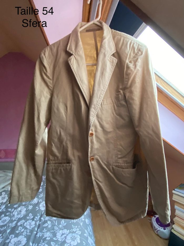 Costume