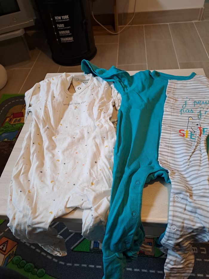 Lot vêtement été