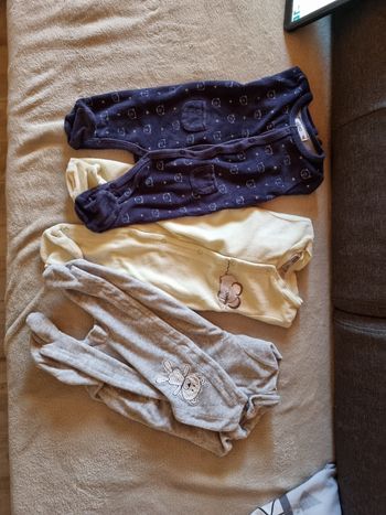 Lot de 3 petits pyjamas 1 mois