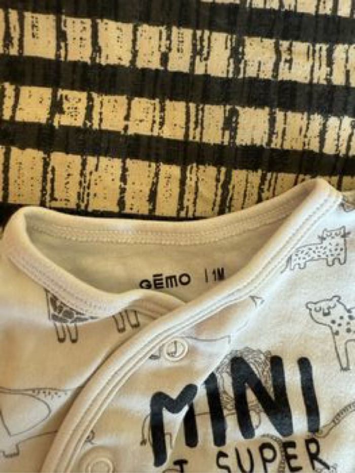 Lot de 4 pyjamas - photo numéro 8