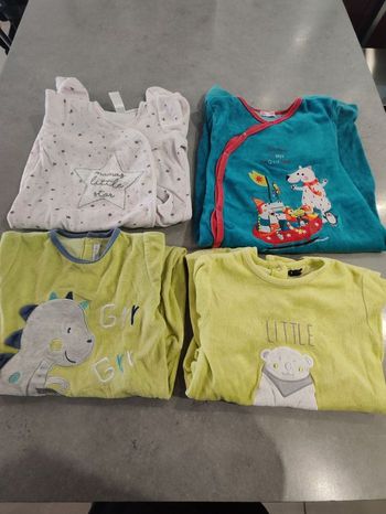 Lot de 4 pyjamas grenouillères – Garçon – 23/24 mois