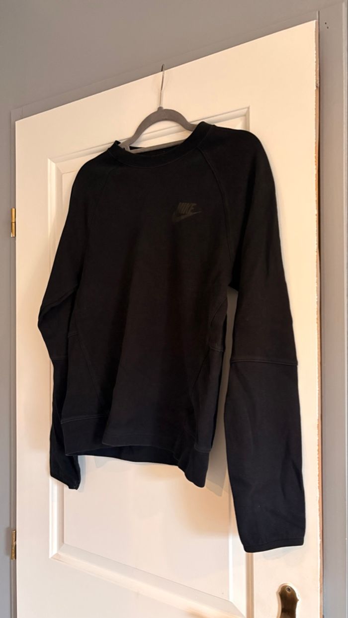 Pull Nike Tech Fleece - photo numéro 2