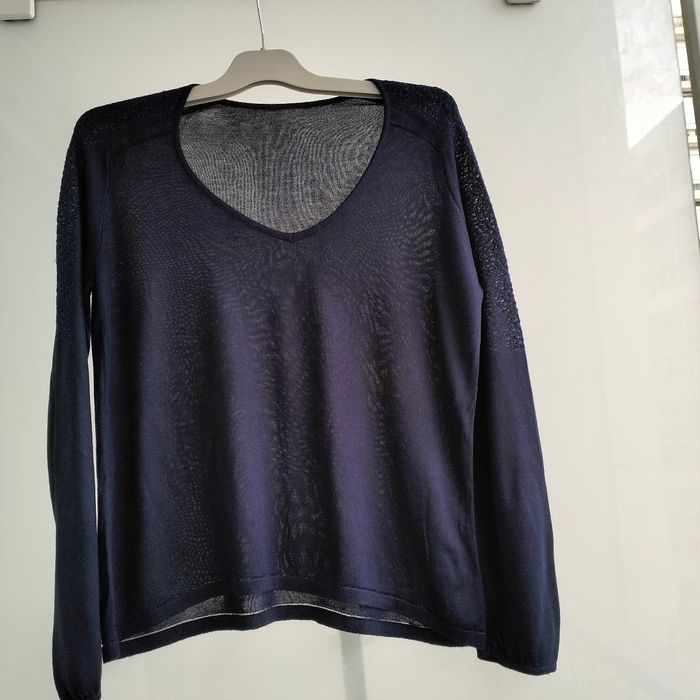 Joli pull fin bleu marine, taille 40, marque Camaïeu