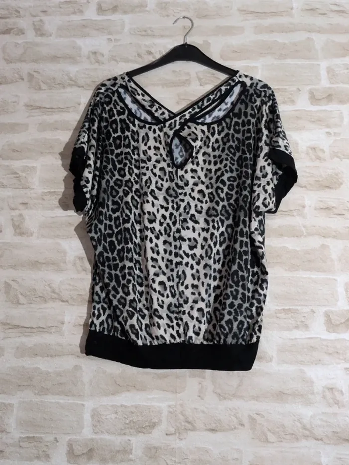 T-shirt motif panthère – Taille L - photo numéro 3
