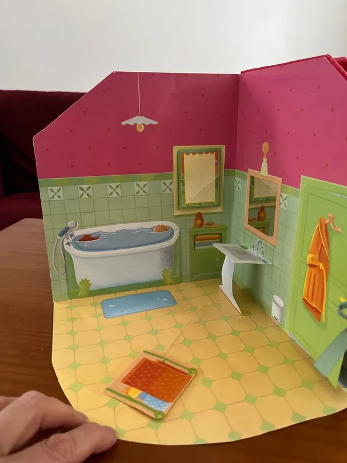 Livre carrousel + petite peluche 🧸 - photo numéro 6