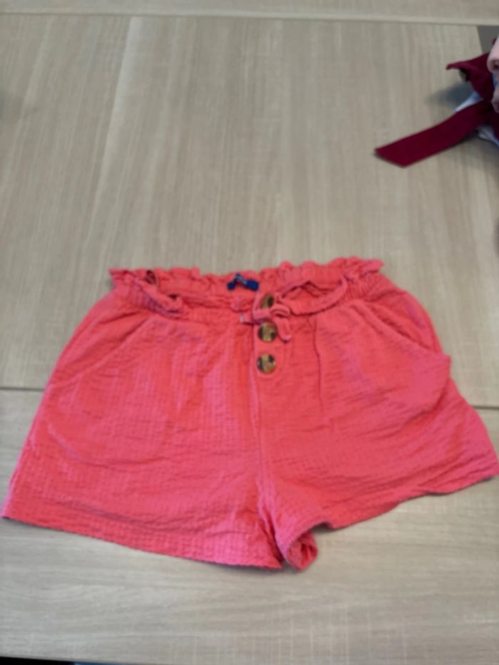 Short 9 ans