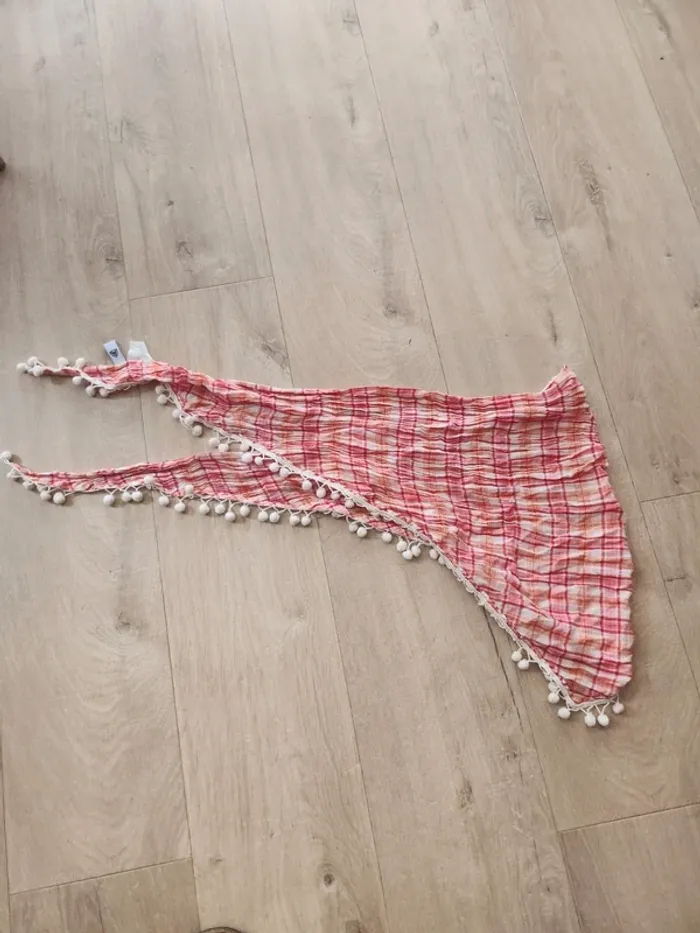Pantalon et foulard - photo numéro 9