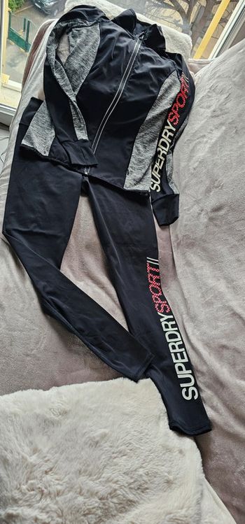Ensemble legging Superdry taille M