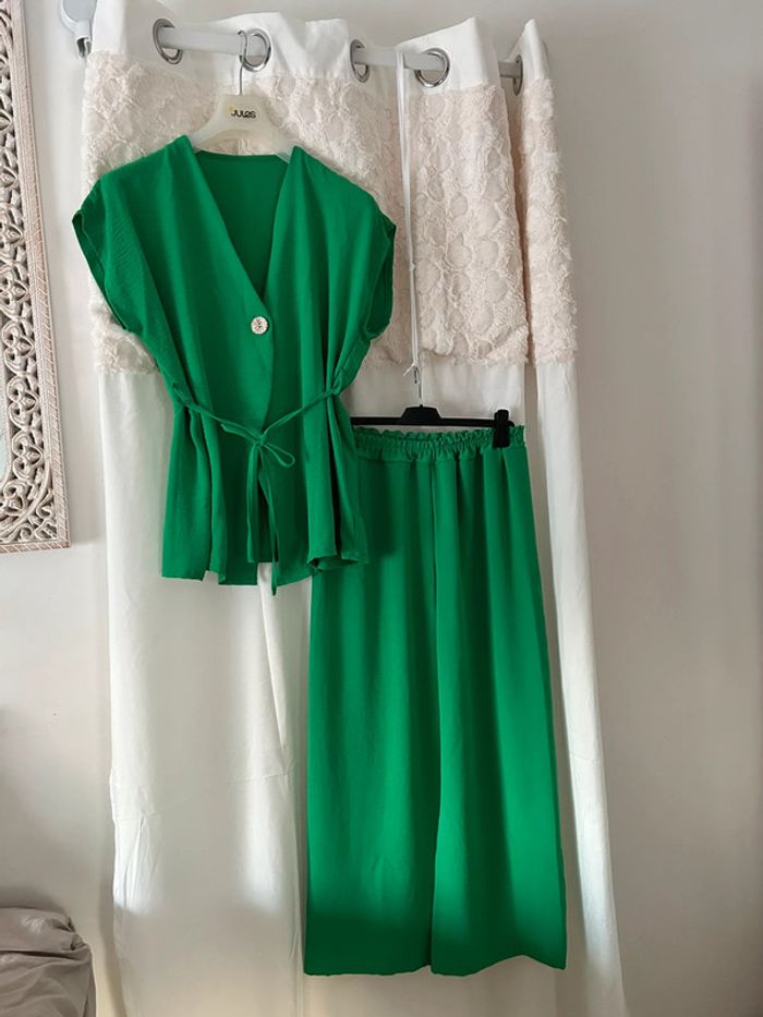Ensemble d’été S/M neuf - photo numéro 2