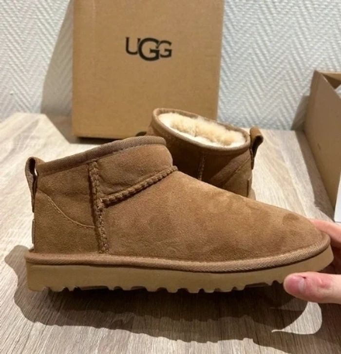 Ugg w Classic ultra mini 39 - photo numéro 2