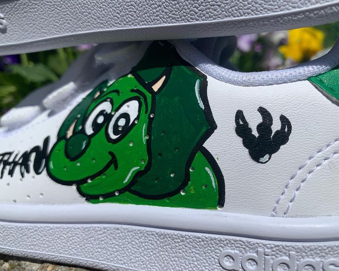 Basket Customisées Dinosaures - photo numéro 4