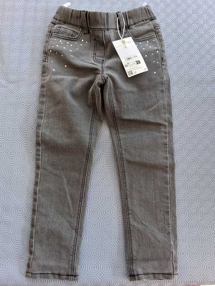 Jean skinny 5 ans c&a neuf - photo numéro 2