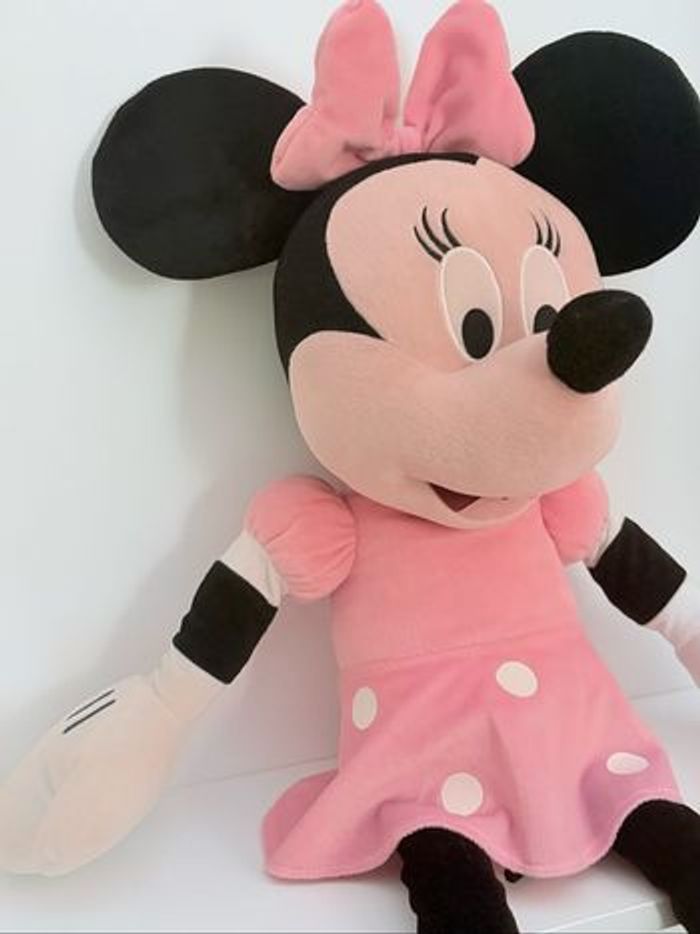 Peluche Minnie géante - photo numéro 2