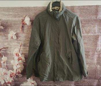 Coupe vent Quechua taille L/XL
