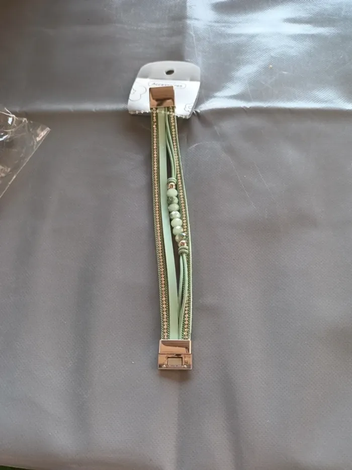 Bracelet fantaisie vert d eau