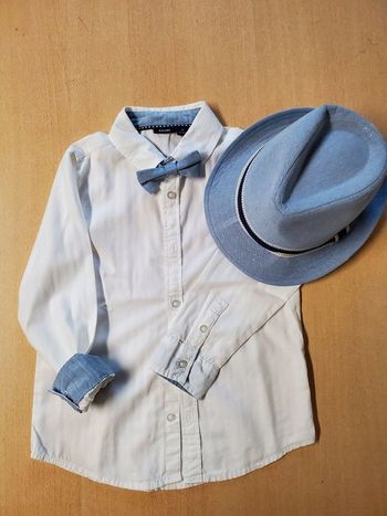 Lot chemis et chapeau 5ans