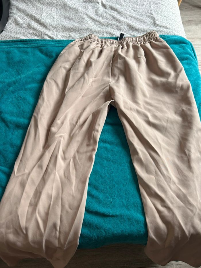 Pantalon beige - photo numéro 3