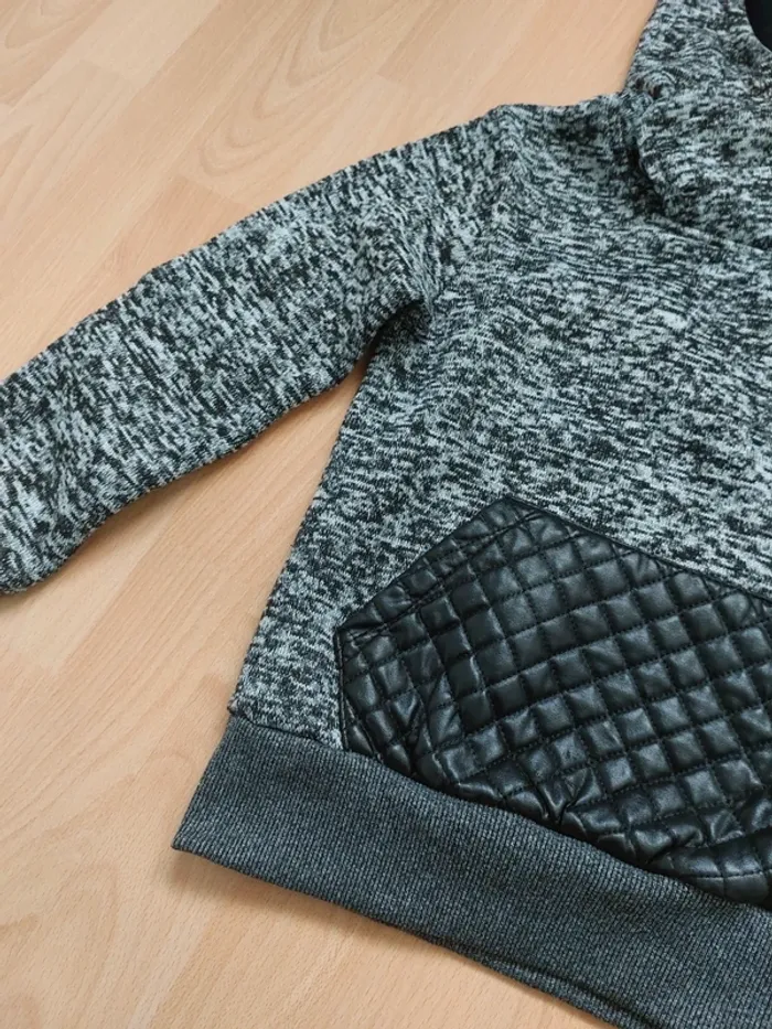 Sweat à capuche doublé détail simili cuir - photo numéro 2