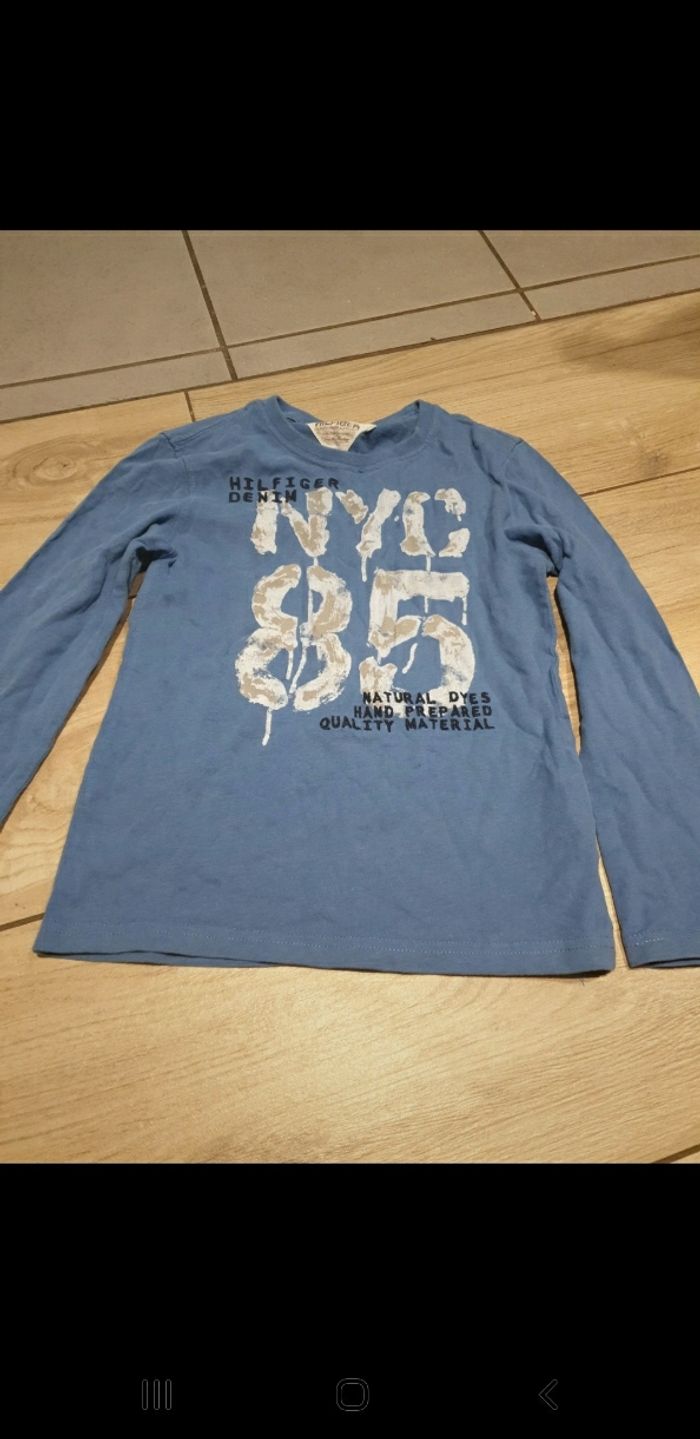 T-shirt garçon Tommy hilfiger 8 ans - photo numéro 2
