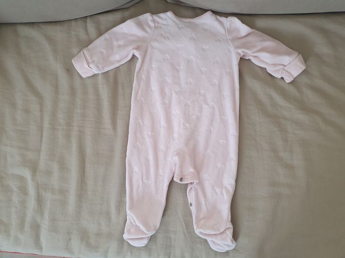 Lot pyjamas et bodies - photo numéro 7