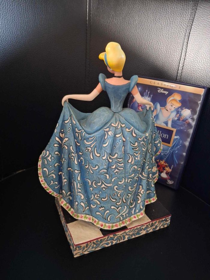 Figurine cendrillon - photo numéro 2