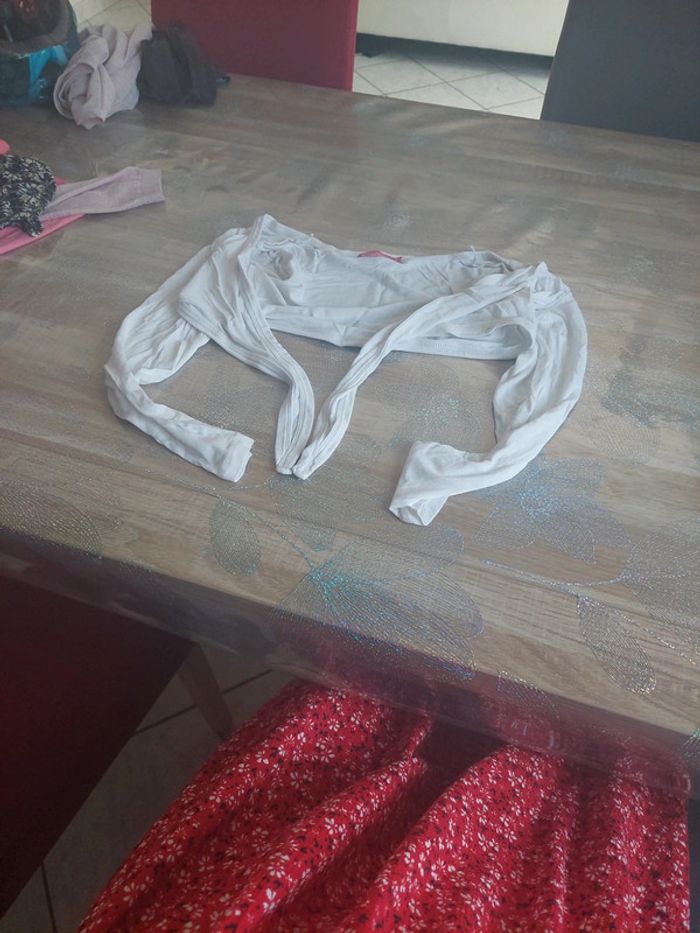 Gilet blanc fille 9 ans