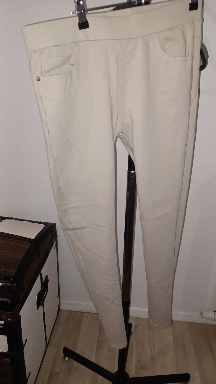 Pantalon - photo numéro 2