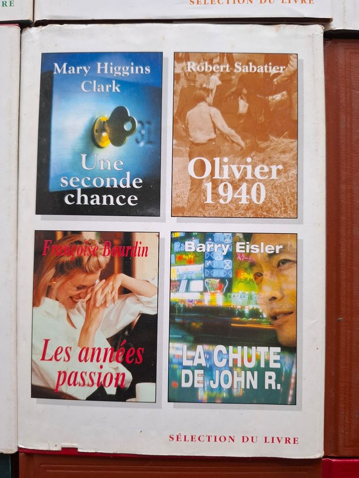 Lot de 9 livres contenant chacun 4 romans en bon état - photo numéro 5