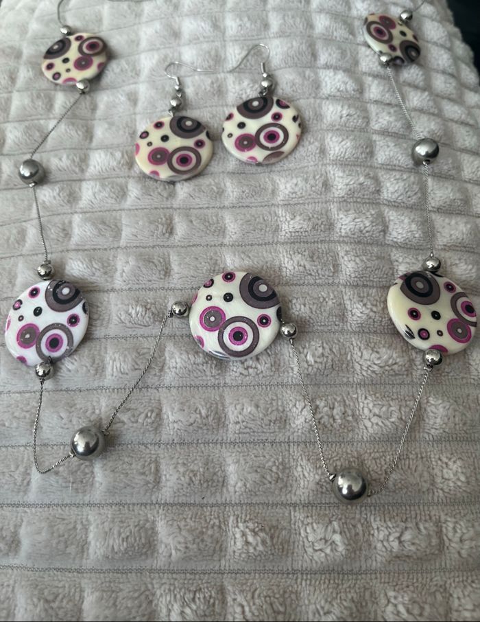 Parure sautoir et boucles d’oreilles - photo numéro 2