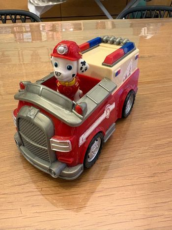 Véhicule et figurine Marcus de la pat patrouille 