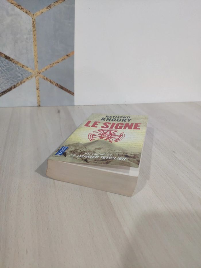 Livre poche le signe Khoury auteur dernier templier - photo numéro 2
