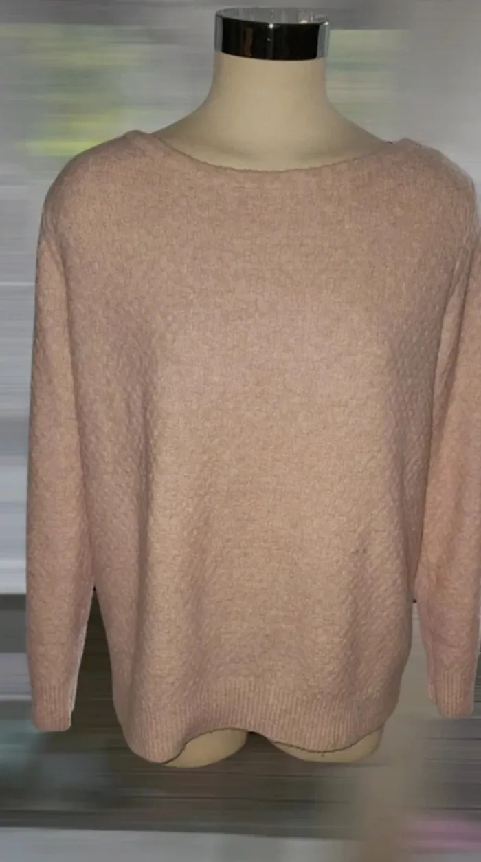 Magnifique pull col V 38 - photo numéro 2