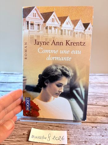 Comme une eau dormante - Jayne Ann Krentz  Édition pocket 