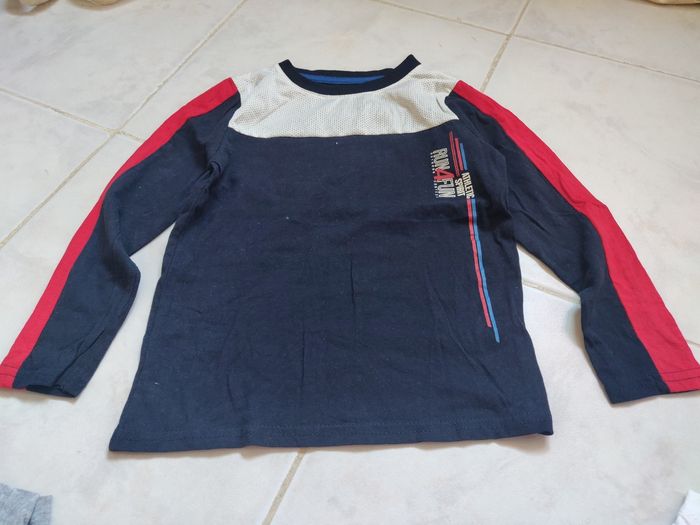 Sous pull taille 5 ans