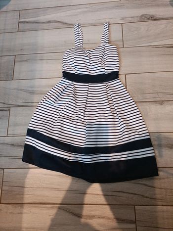 Jolie robe marinière taille 36