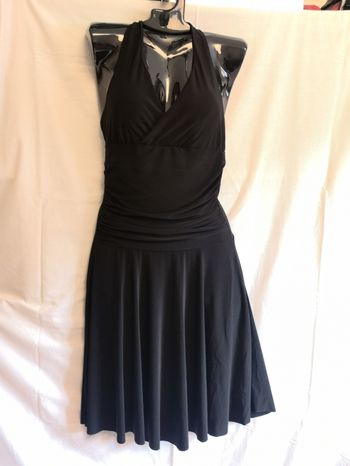 LA petite robe noire