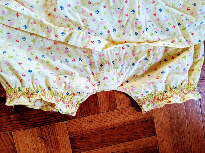 Barboteuse combicourt combishort salopette petites fleurs à smocks Orchestra 6 mois - photo numéro 3