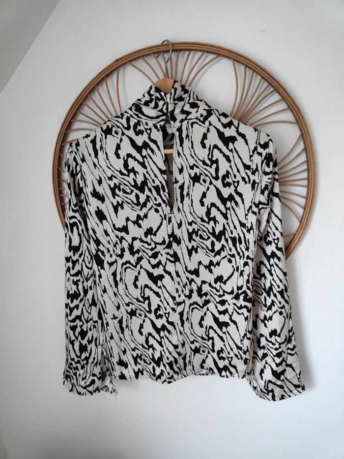 Blouse satinée zèbre - photo numéro 8