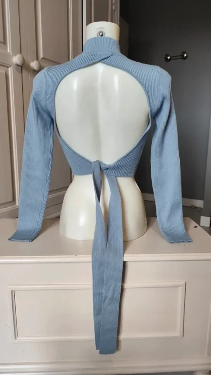 Haut bleu dos nus T38 - Zara - photo numéro 2