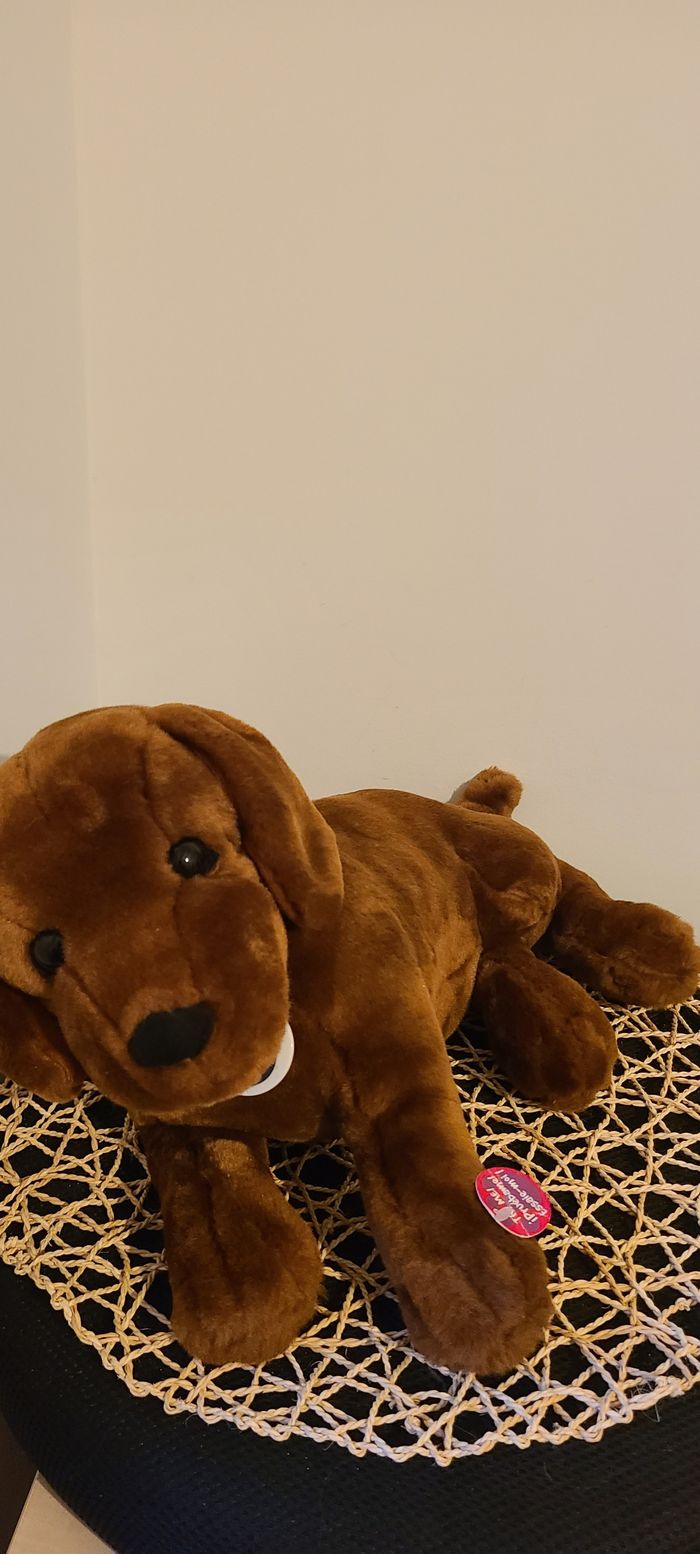 Peluche interactive NINTENDOGS Puppy Dog de 33 cm, adorable chien couché qui remue la queue - photo numéro 2