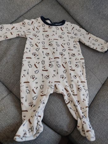 Pyjama taille 12 mois