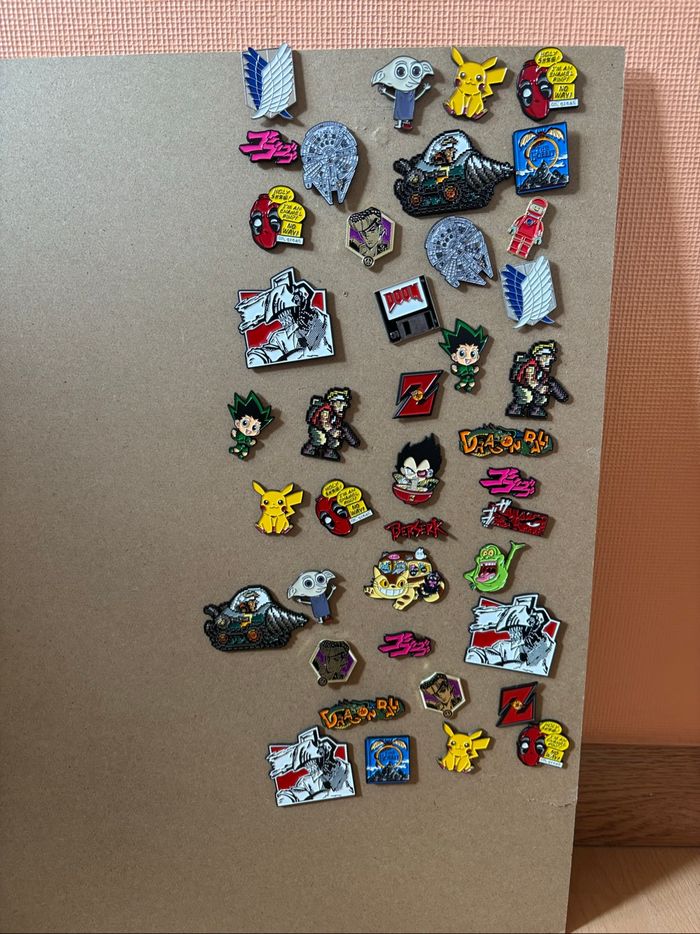 Lot pin’s geek manga film jeux vidéos