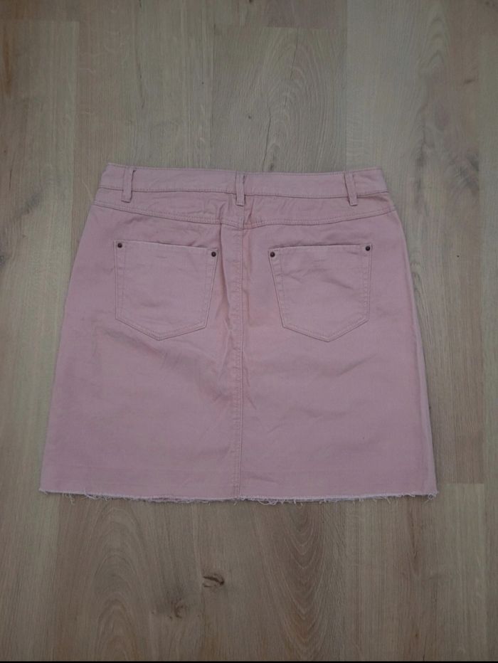 Jupe en jean rose - photo numéro 2