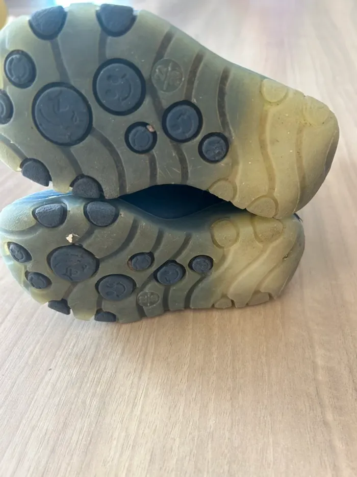 Bottes de pluie pointure 22-23 - photo numéro 6