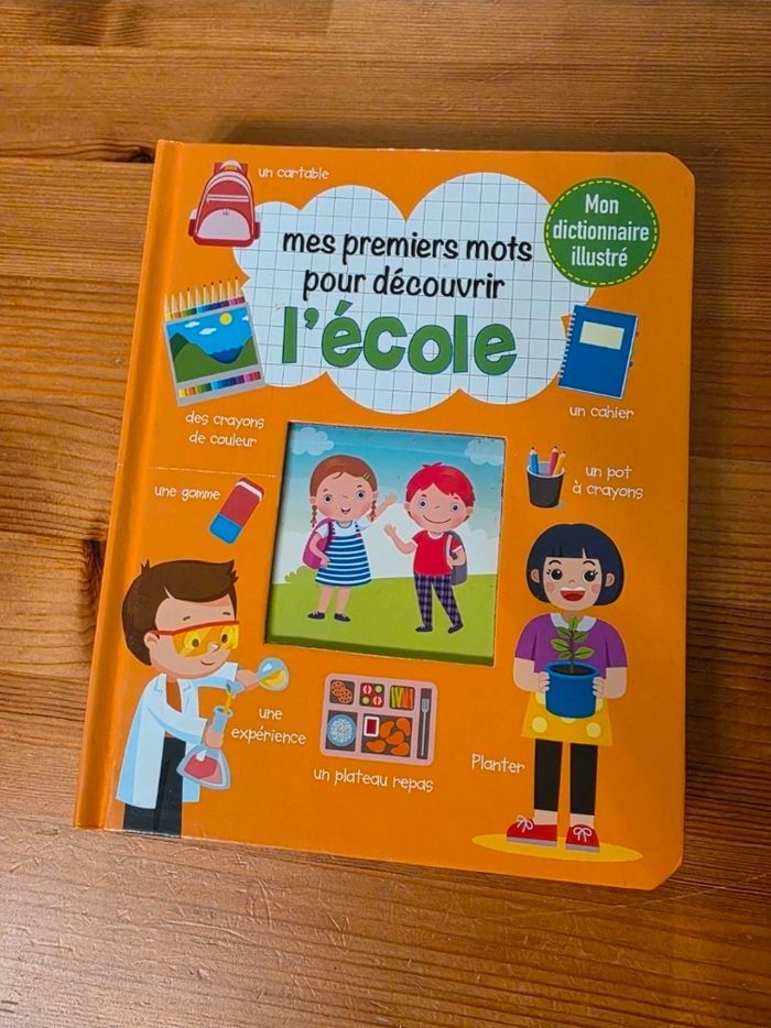 Livre enfant école vocabulaire