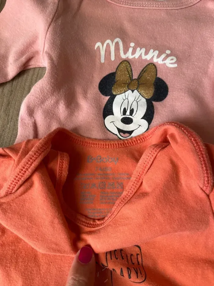 Lot bodies fille 3-6 mois - photo numéro 5