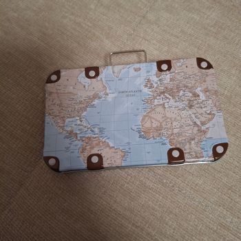 Boîte valise pour carte cadeau