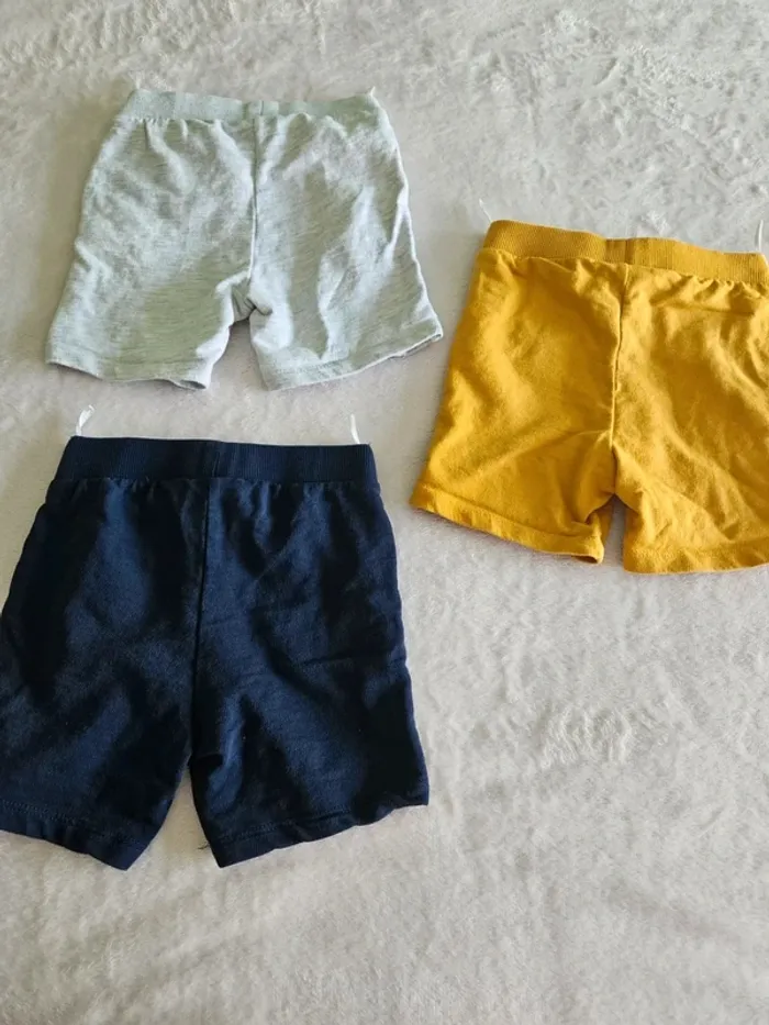 Lot de 3 shorts 92cm C&A - photo numéro 8
