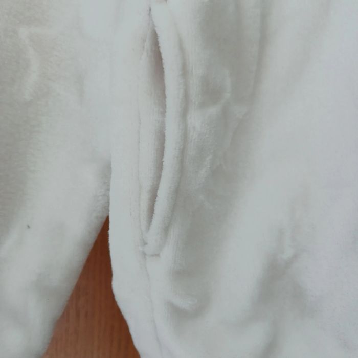 Veste très douce à capuche blanche 6 ans La Halle. - photo numéro 4